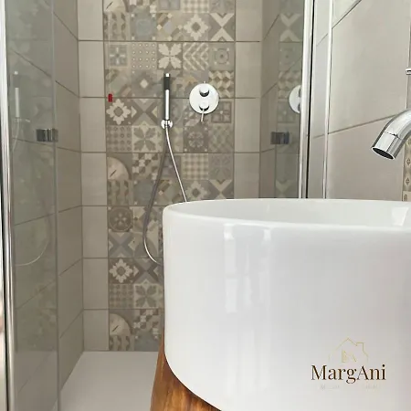 Margani 4*