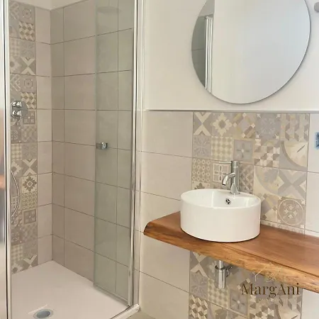 Margani فندق مبيت وإفطار