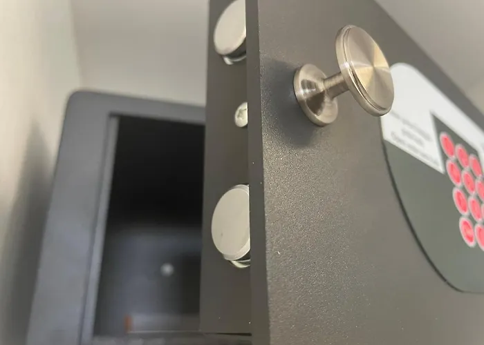 Alojamento de Acomodação e Pequeno-almoço Margani 4*